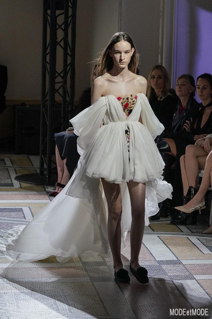 giambattista-valli_ss18hc_019