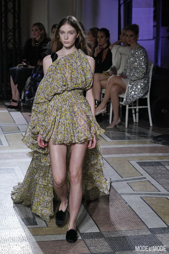 giambattista-valli_ss18hc_028