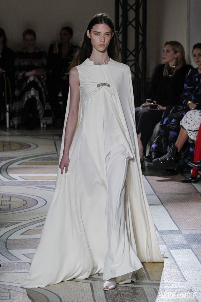 giambattista-valli_ss18hc_040