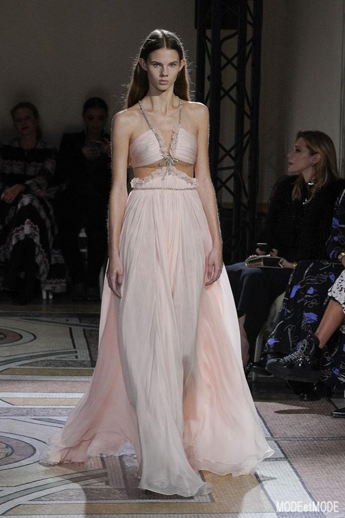 giambattista-valli_ss18hc_043