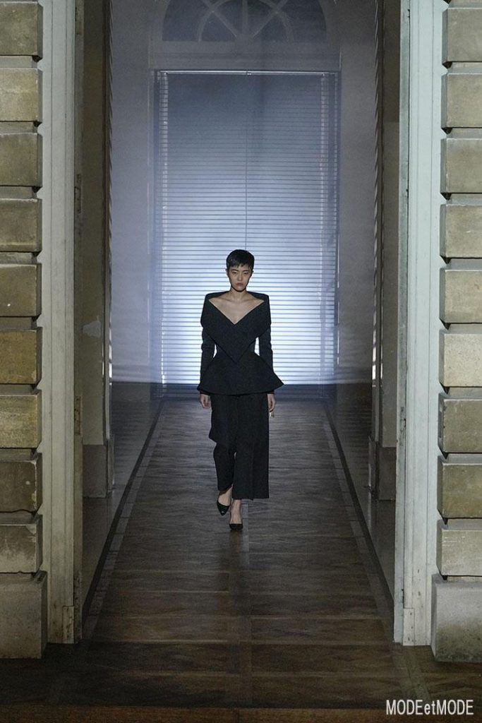 givenchy_ss18hc_001