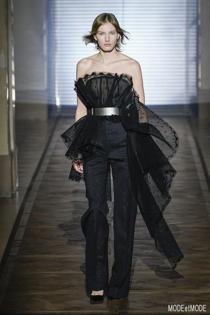 givenchy_ss18hc_010