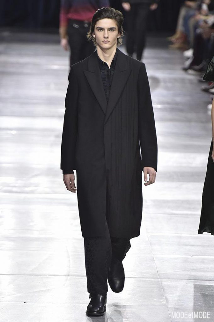 paul_smith_ss18hc_006