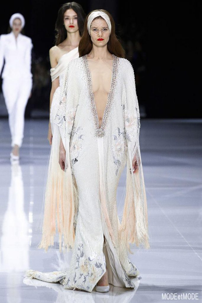 Ralph & Russo : Runway – Paris Fashion Week – Haute Couture Fall/Winter 2016-2017