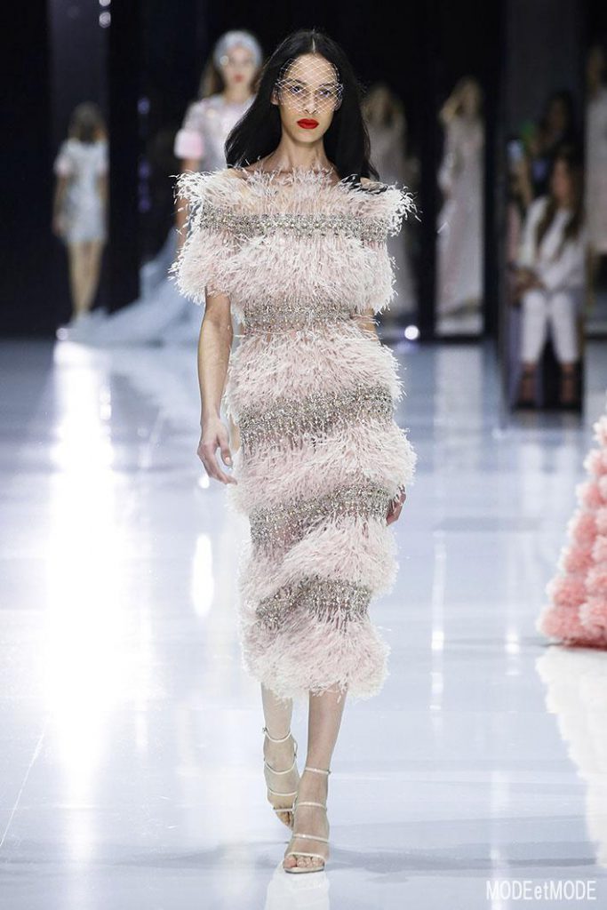 Ralph & Russo : Runway – Paris Fashion Week – Haute Couture Fall/Winter 2016-2017