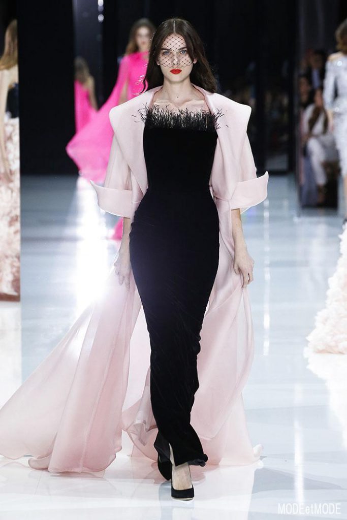 Ralph & Russo : Runway – Paris Fashion Week – Haute Couture Fall/Winter 2016-2017