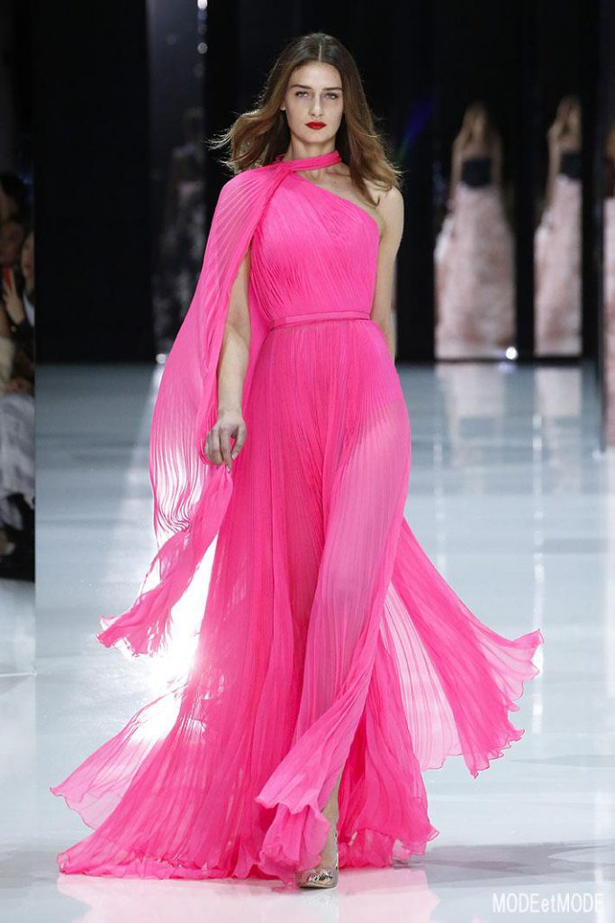 Ralph & Russo : Runway – Paris Fashion Week – Haute Couture Fall/Winter 2016-2017
