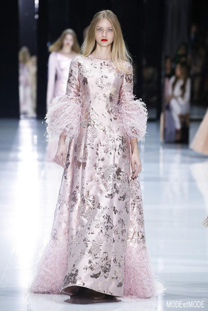 Ralph & Russo : Runway – Paris Fashion Week – Haute Couture Fall/Winter 2016-2017