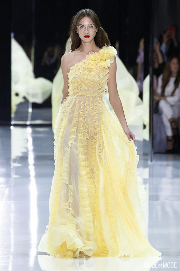 Ralph & Russo : Runway – Paris Fashion Week – Haute Couture Fall/Winter 2016-2017