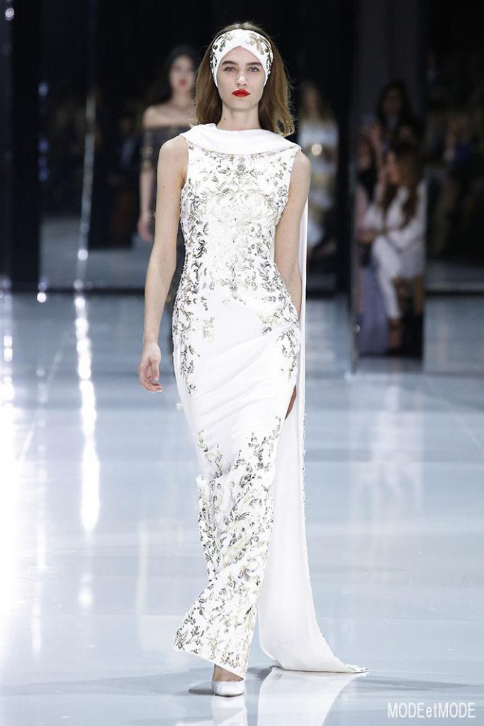Ralph & Russo : Runway – Paris Fashion Week – Haute Couture Fall/Winter 2016-2017