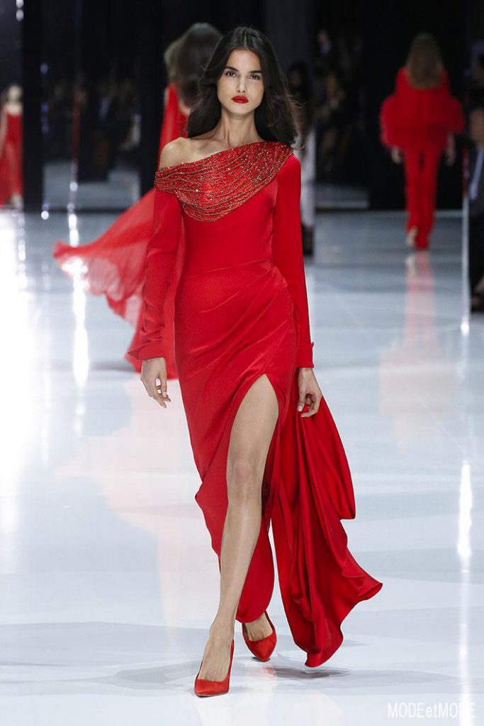 Ralph & Russo : Runway – Paris Fashion Week – Haute Couture Fall/Winter 2016-2017