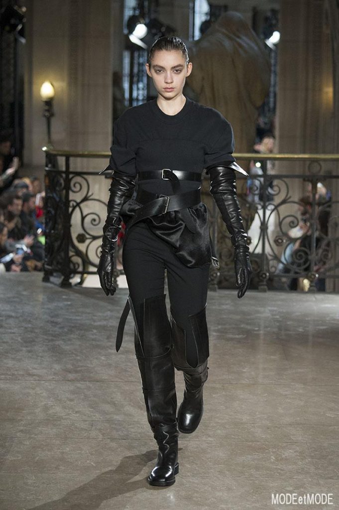 ann_demeulemeester_aw18_009