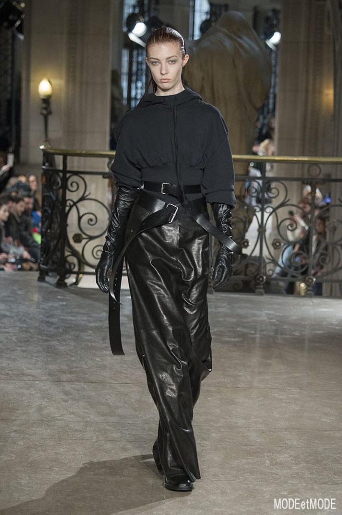 ann_demeulemeester_aw18_011