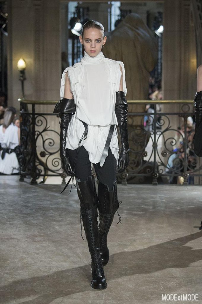 ann_demeulemeester_aw18_022