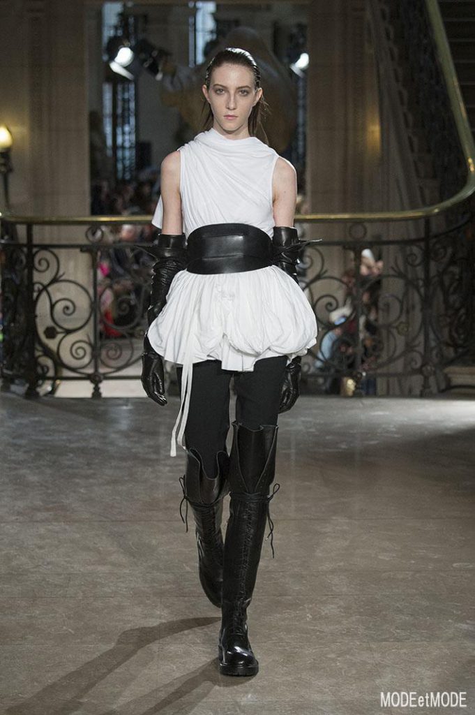 ann_demeulemeester_aw18_026