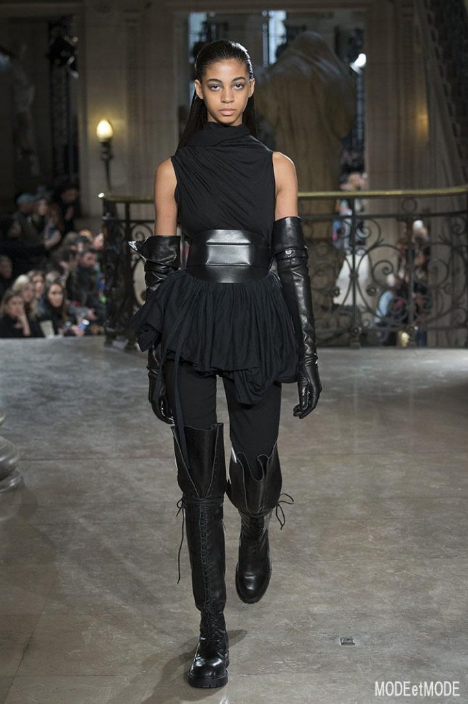 ann_demeulemeester_aw18_028