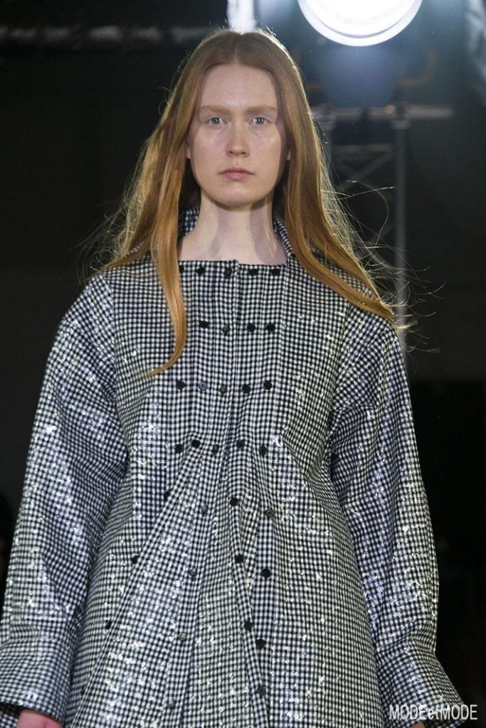 anrealage_aw18_036