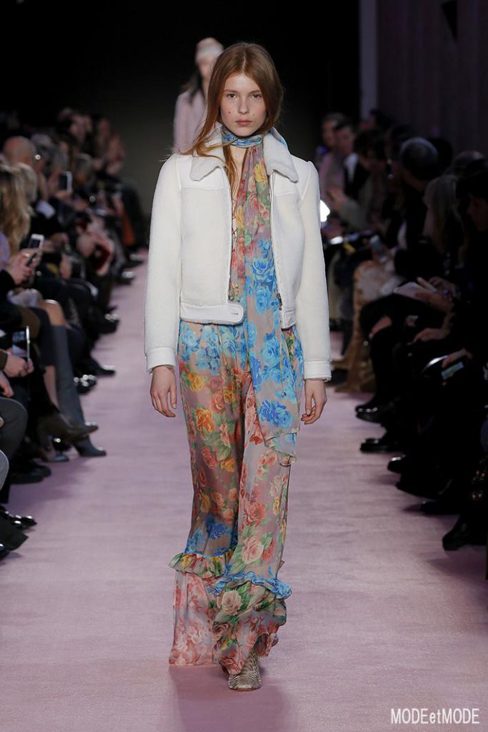 blumarine_aw18_011
