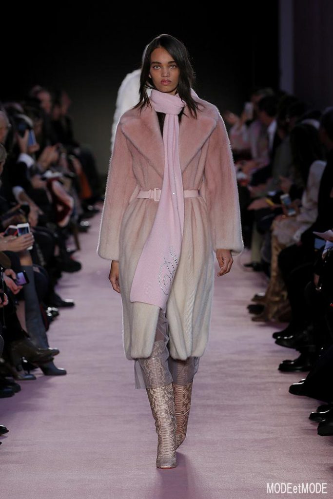 blumarine_aw18_021