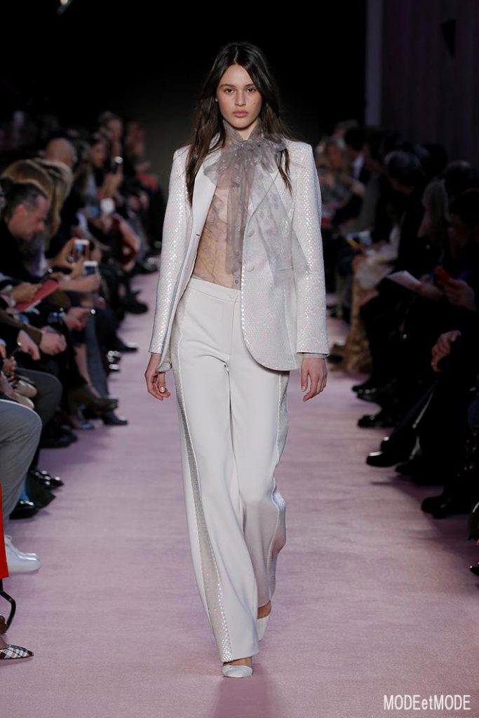 blumarine_aw18_031