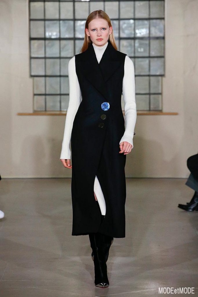 david_koma_aw18_010