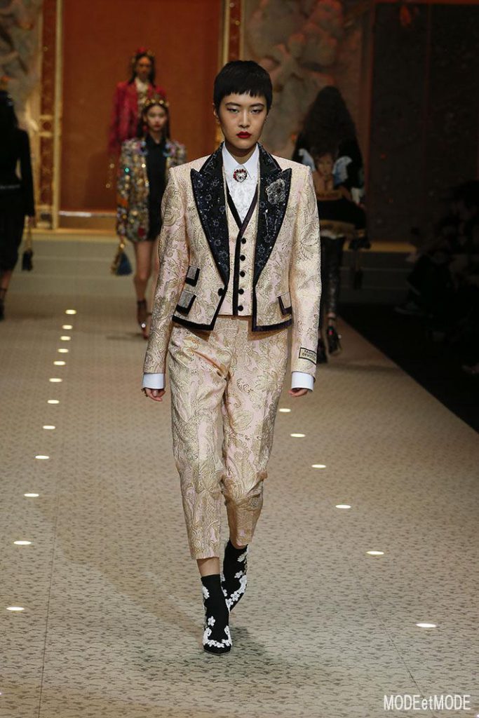 dolce_gabbana_aw18_077