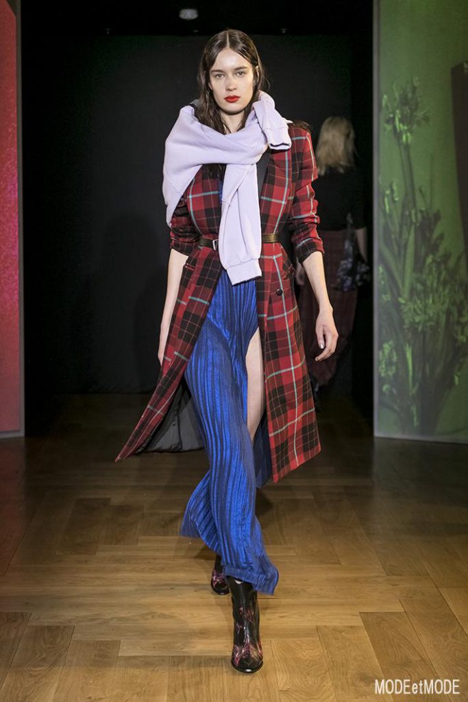 EACH x OTHER
Ready To Wear Fall Winter 2018 Collection
Paris Fashion Week
