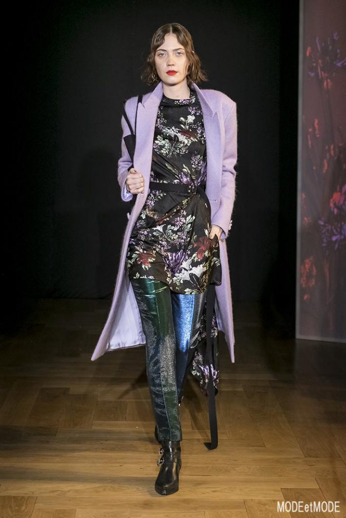 EACH x OTHER
Ready To Wear Fall Winter 2018 Collection
Paris Fashion Week