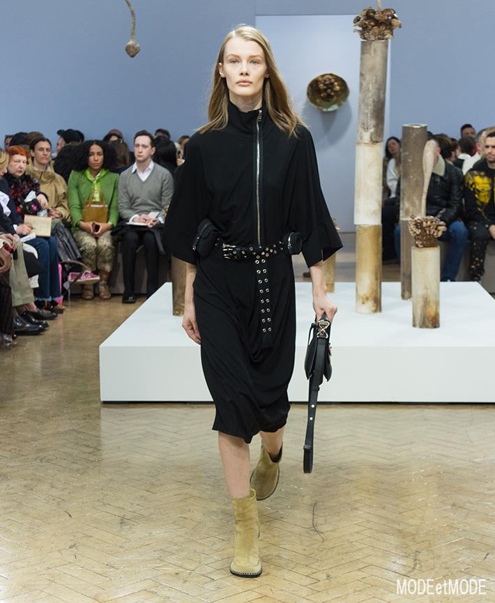 jw_anderson_aw18_046