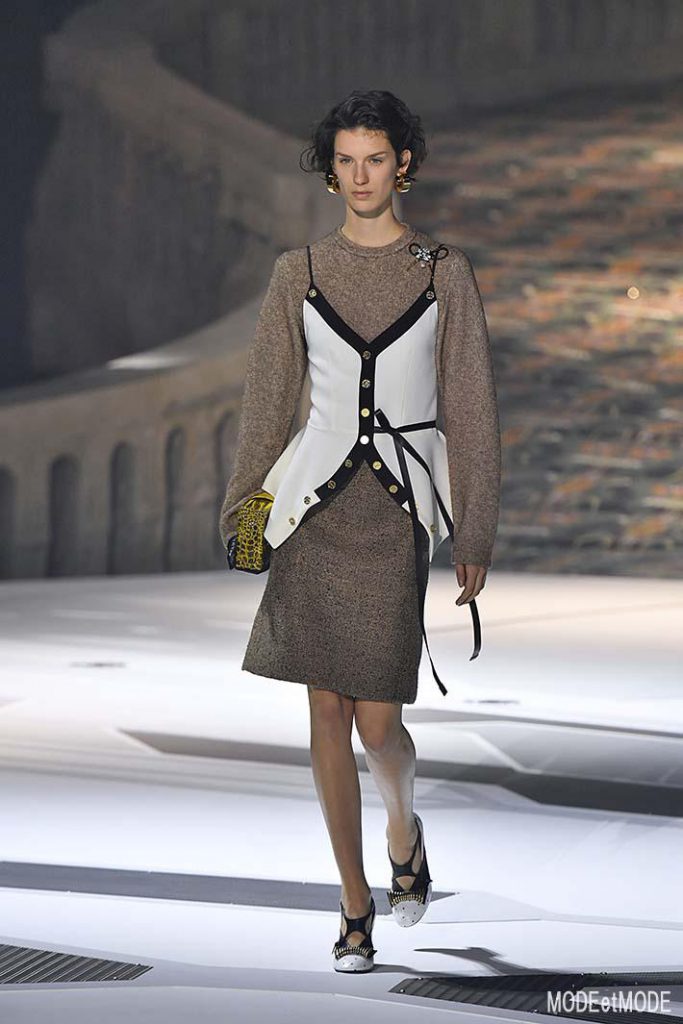 Louis Vuitton Paris Womenswear Fall Winter 2018-2019 Paris February/March 2018