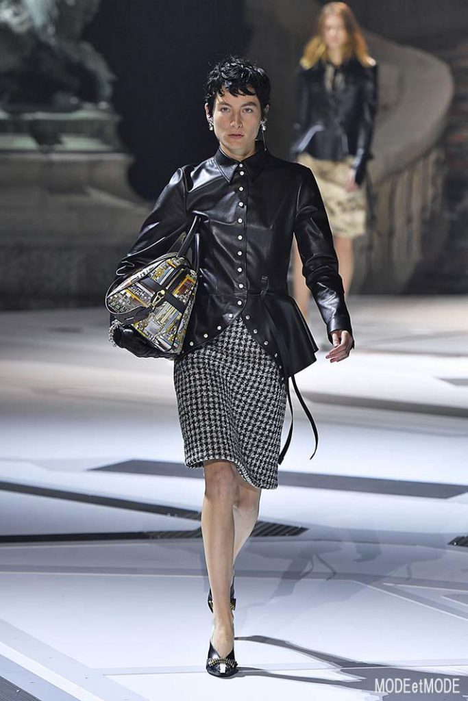 Louis Vuitton Paris Womenswear Fall Winter 2018-2019 Paris February/March 2018