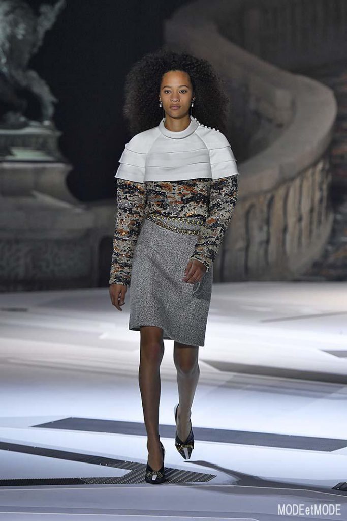 Louis Vuitton Paris Womenswear Fall Winter 2018-2019 Paris February/March 2018