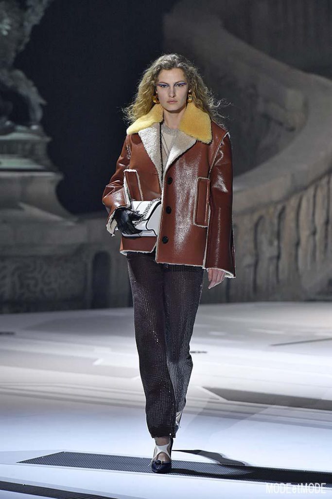 Louis Vuitton Paris Womenswear Fall Winter 2018-2019 Paris February/March 2018