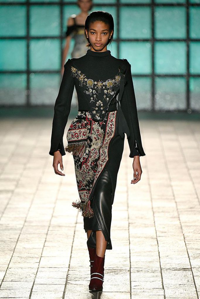 mary_katrantzou_aw18_017