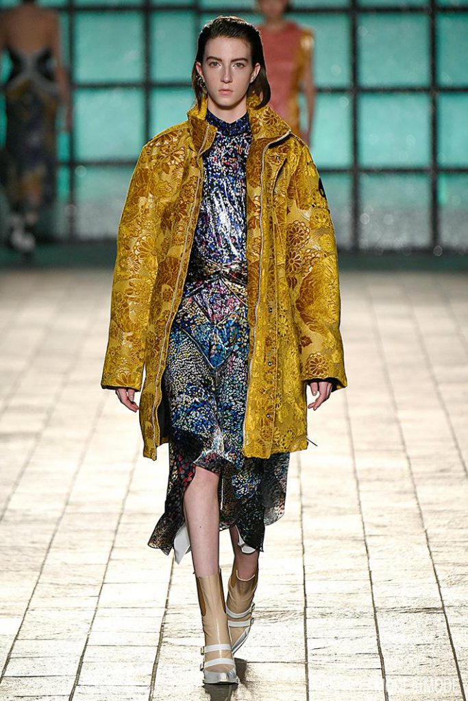 mary_katrantzou_aw18_027