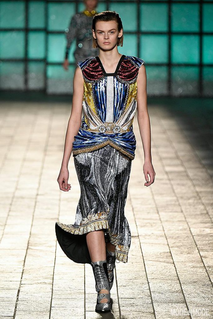 mary_katrantzou_aw18_035