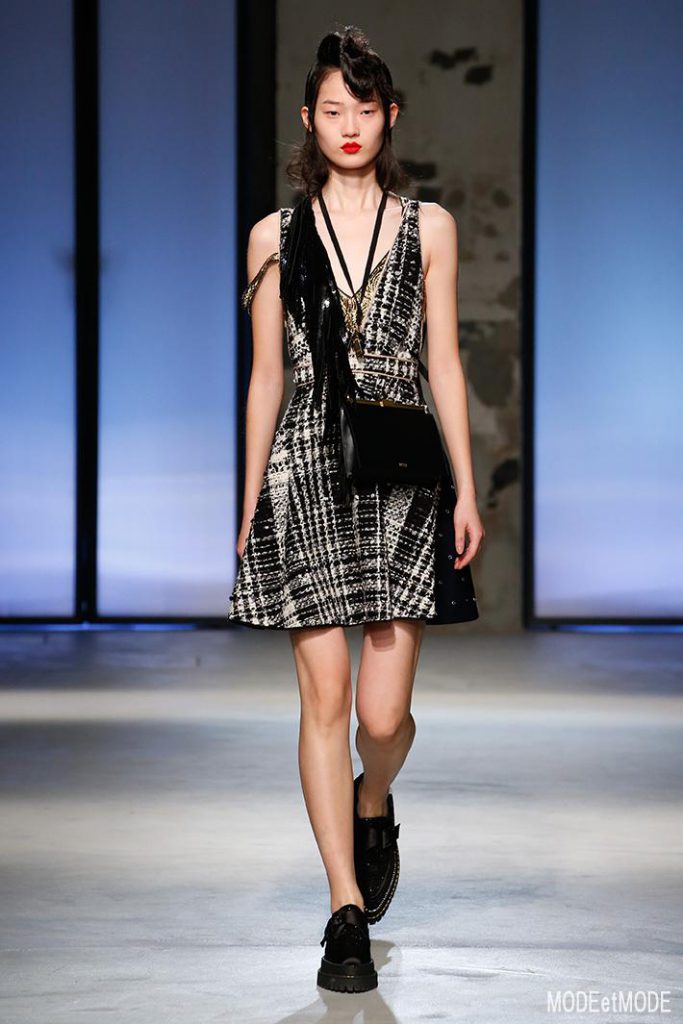 n_21_aw18_009