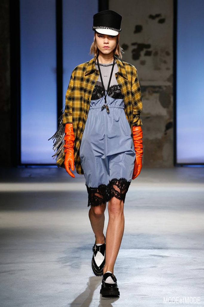 n_21_aw18_011