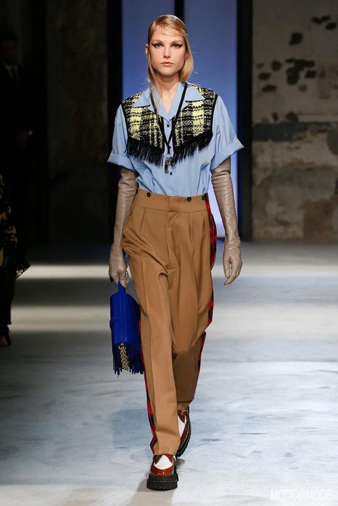 n_21_aw18_012