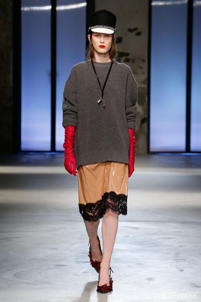 n_21_aw18_021