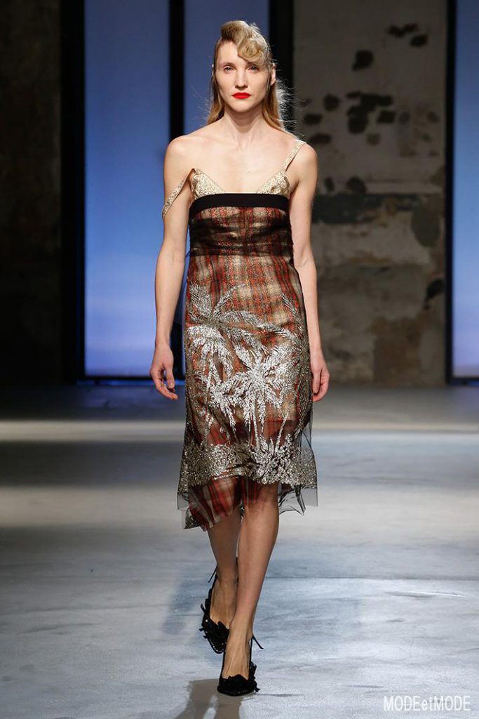 n_21_aw18_028