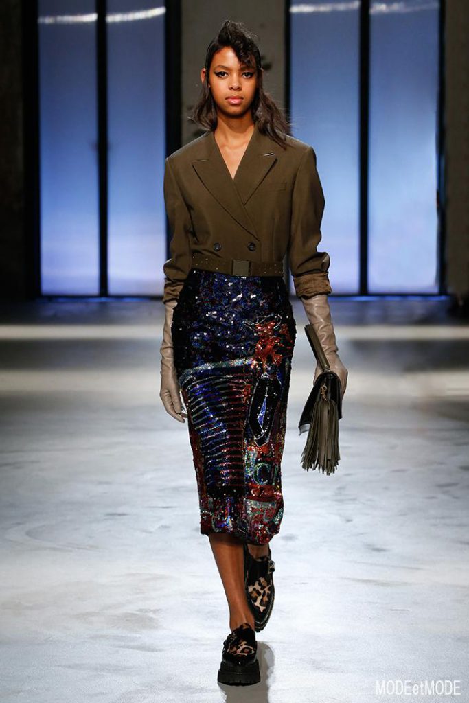 n_21_aw18_041