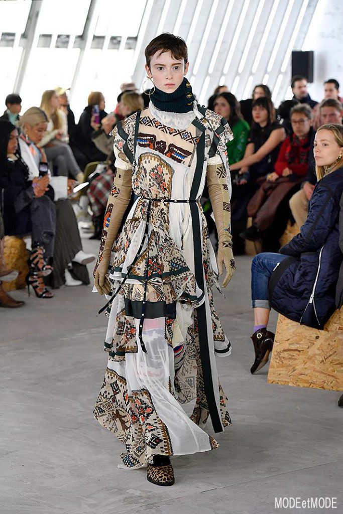 sacai_aw18_024