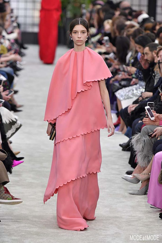 Valentino Paris Womenswear Fall Winter 2018-2019 Paris February/March 2018