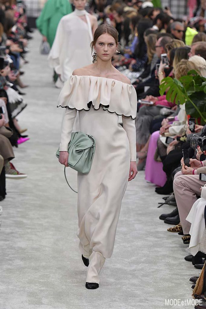 Valentino Paris Womenswear Fall Winter 2018-2019 Paris February/March 2018