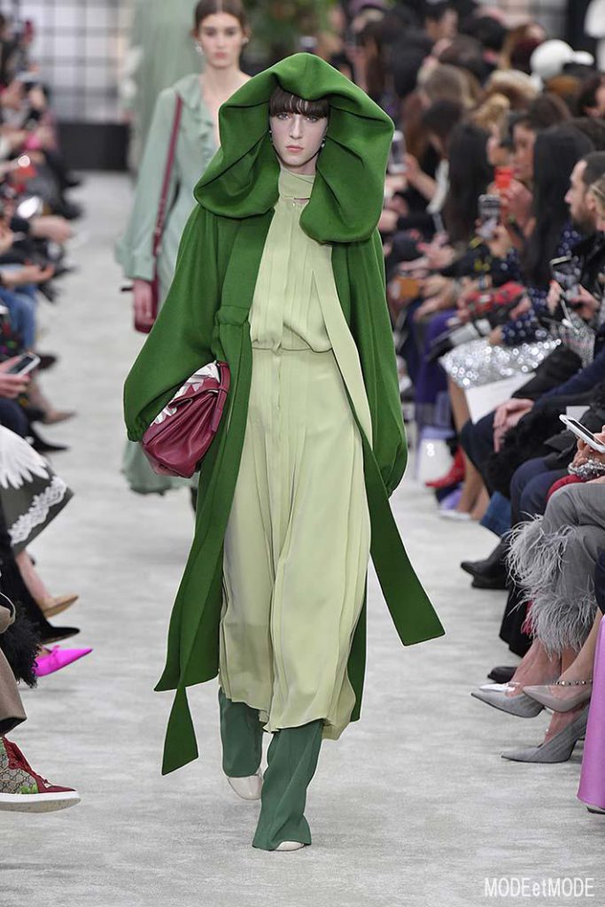 Valentino Paris Womenswear Fall Winter 2018-2019 Paris February/March 2018