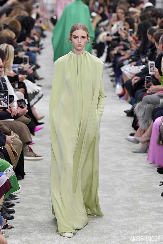 Valentino Paris Womenswear Fall Winter 2018-2019 Paris February/March 2018