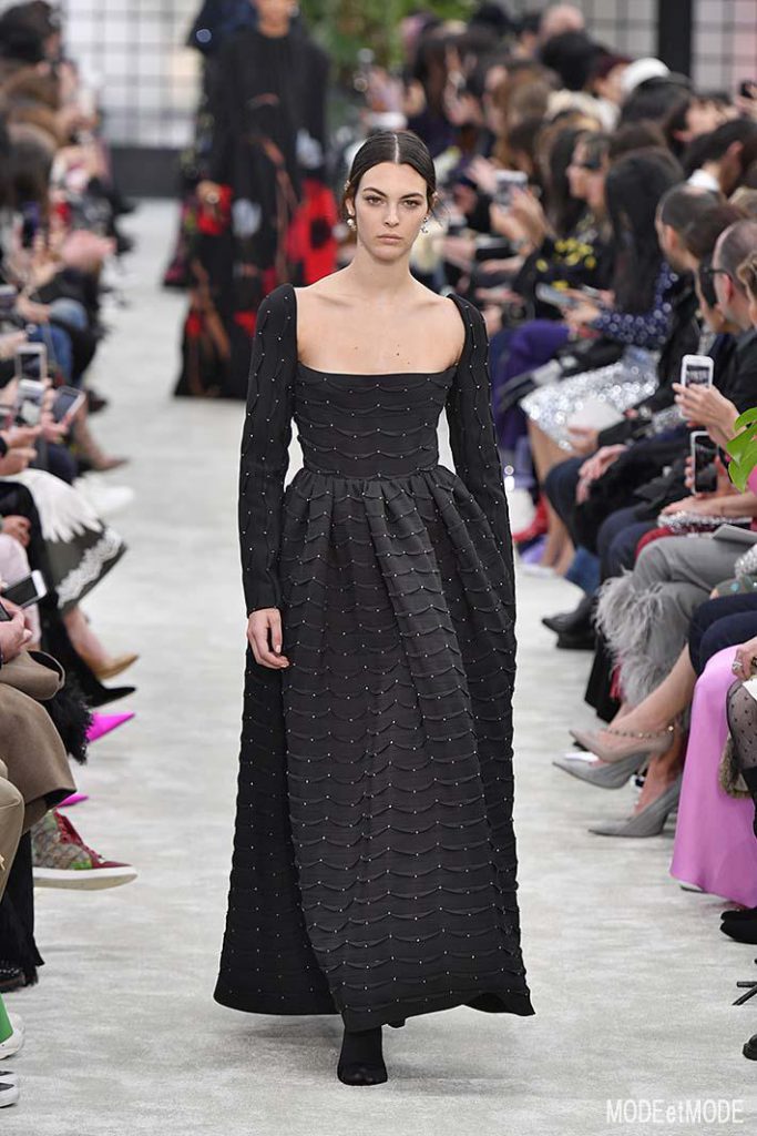 Valentino Paris Womenswear Fall Winter 2018-2019 Paris February/March 2018