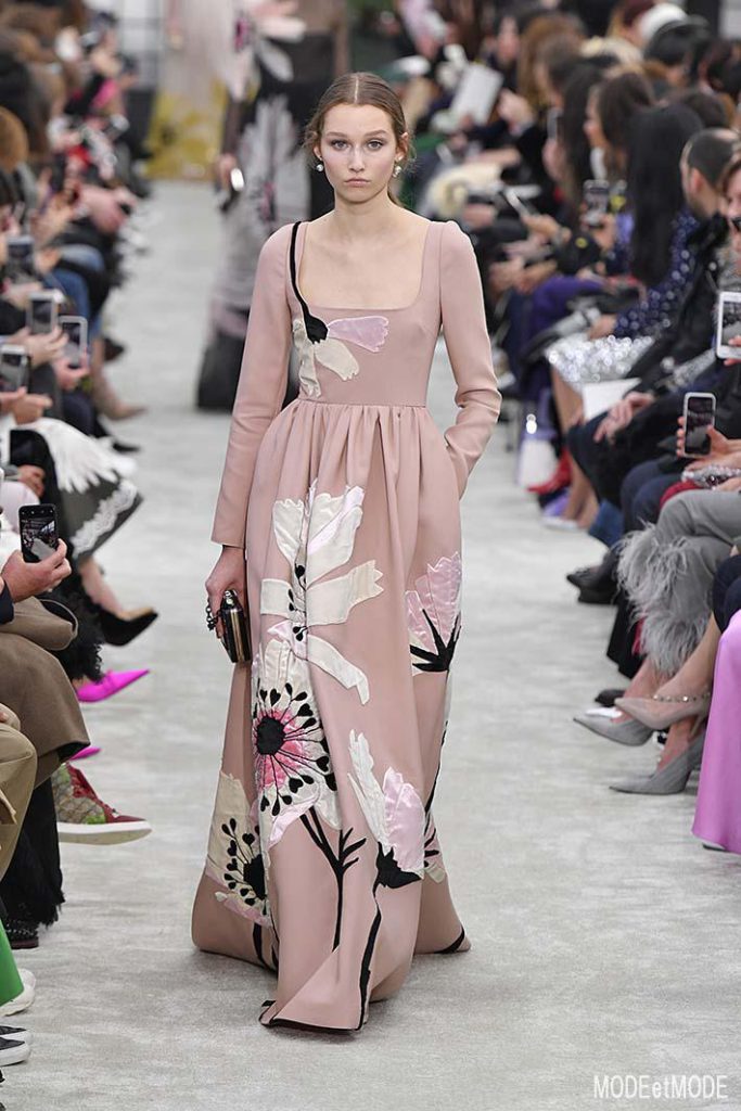 Valentino Paris Womenswear Fall Winter 2018-2019 Paris February/March 2018