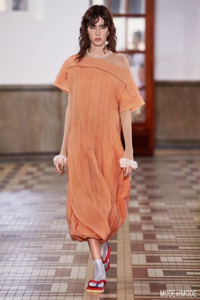 acne_studios_aw18hc_010